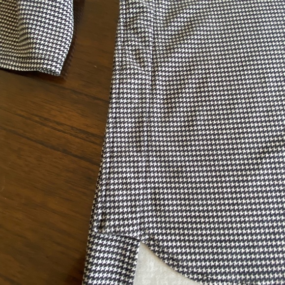 CHICO'S 3/4 sleeve herringbone pattern hi/low hem top size M - Picture 9 of 10